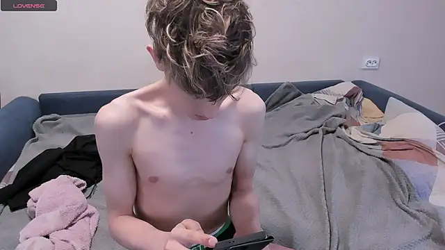 James Mills online show from March 2025 09:49:01 PM