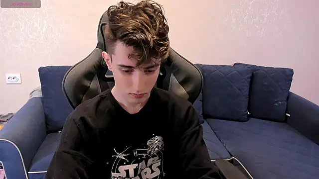 James Mills online show from September 2025 08:34:01 PM