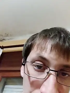 Snapshot of White_rabbit_ chatting on December 2024 05:50:01 PM White rabbit online show from December 2024 05:50:01 PM