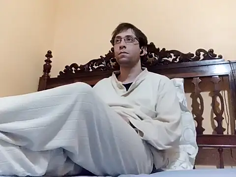 Snapshot of White_rabbit_ chatting on January 2025 12:33:01 AM White rabbit online show from January 2025 12:33:01 AM