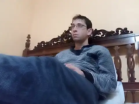 Snapshot of White_rabbit_ chatting on January 2025 01:07:02 AM White rabbit online show from January 2025 01:07:02 AM