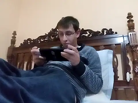 Snapshot of White_rabbit_ chatting on January 2025 09:15:01 PM White rabbit online show from January 2025 09:15:01 PM