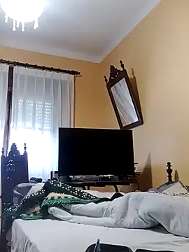 Snapshot of White_rabbit_ chatting on January 2025 09:39:02 AM White rabbit online show from January 2025 09:39:02 AM