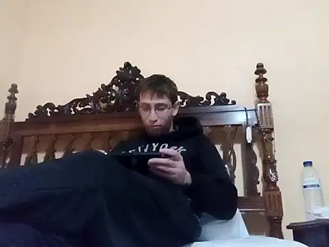 Snapshot of White_rabbit_ chatting on January 2025 11:37:02 AM White rabbit online show from January 2025 11:37:02 AM