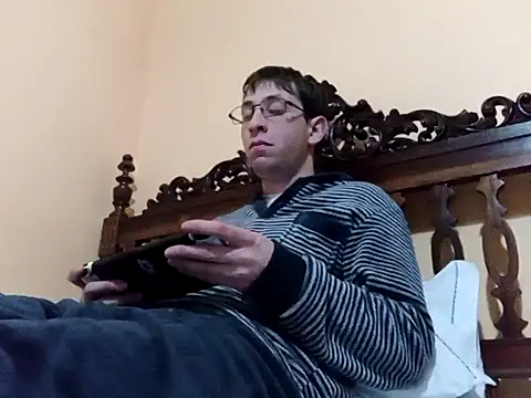 Snapshot of White_rabbit_ chatting on February 2025 09:31:01 PM White rabbit online show from February 2025 09:31:01 PM