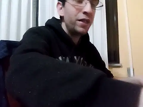 Snapshot of White_rabbit_ chatting on March 2025 09:27:01 PM White rabbit online show from March 2025 09:27:01 PM