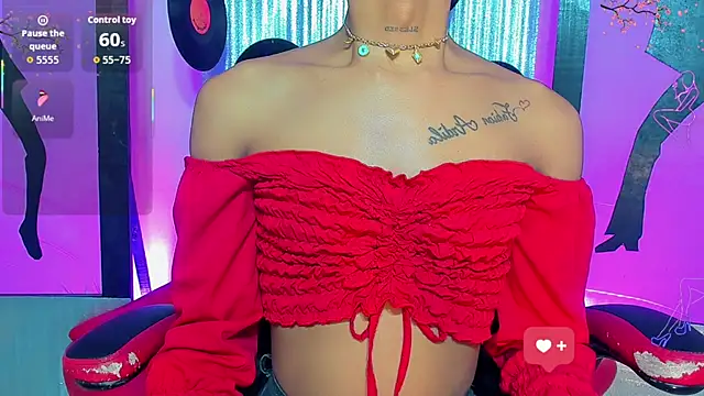 nickyminach  online show from April 2026 07:25:02 PM