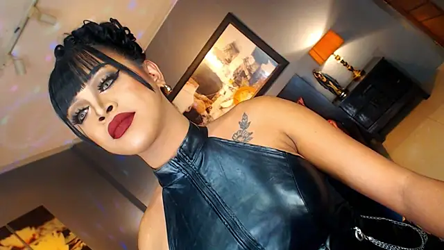 MarryQueen22 online show from November 2025 12:42:02 AM