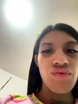 Ortegakim online show from November 2025 05:18:01 PM