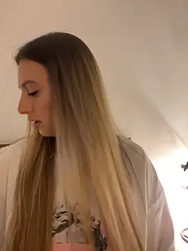 Eva Ryen online show from November 2025 05:12:01 PM