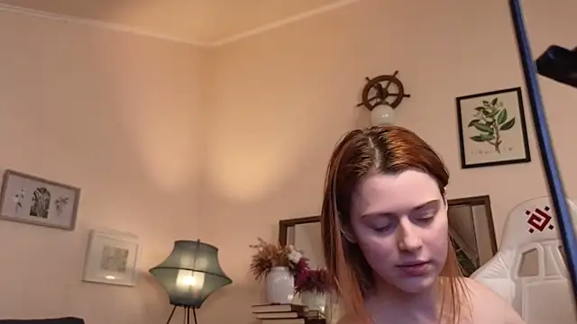 doll lesli online show from February 2025 11:26:02 PM