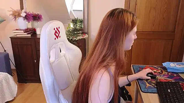 doll lesli online show from March 2025 02:12:01 PM