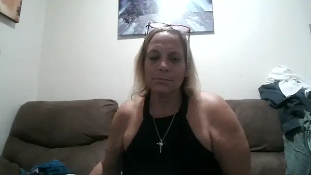 Snapshot of Victoria121565 chatting on May 2026 08:15:02 PM Victoria121565 online show from May 2026 08:15:02 PM