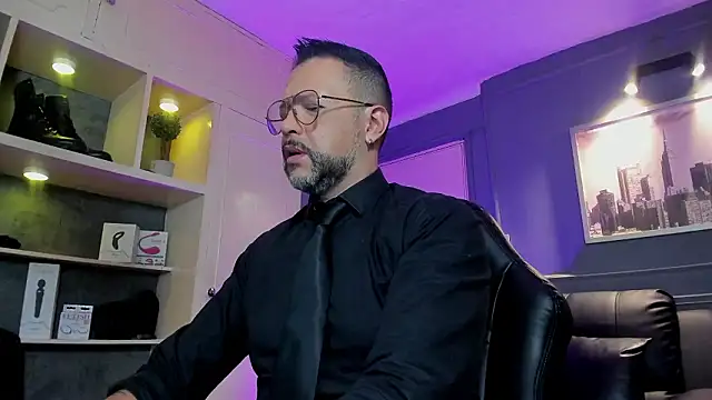 Snapshot of MrFrank_tattoo chatting on February 2026 10:36:02 AM MrFrank tattoo online show from February 2026 10:36:02 AM