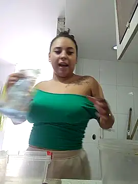 LizzRouse online show from October 2025 05:12:02 PM