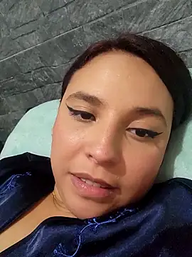 LizzRouse online show from November 2025 01:17:01 AM