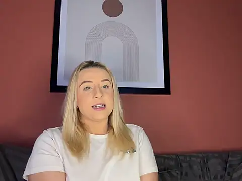 Strongqueen online show from December 2024 09:22:02 PM