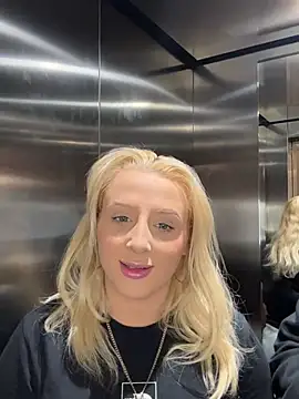 Strongqueen online show from January 2025 09:10:01 PM