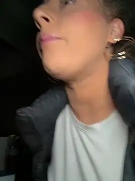 Strongqueen online show from November 2025 09:02:02 PM