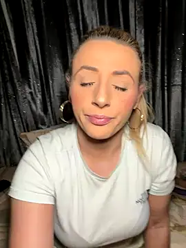 Strongqueen online show from December 2025 08:26:01 PM