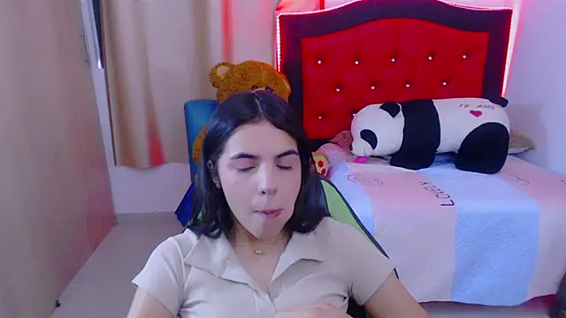  elenna online show from January 2025 09:06:01 PM