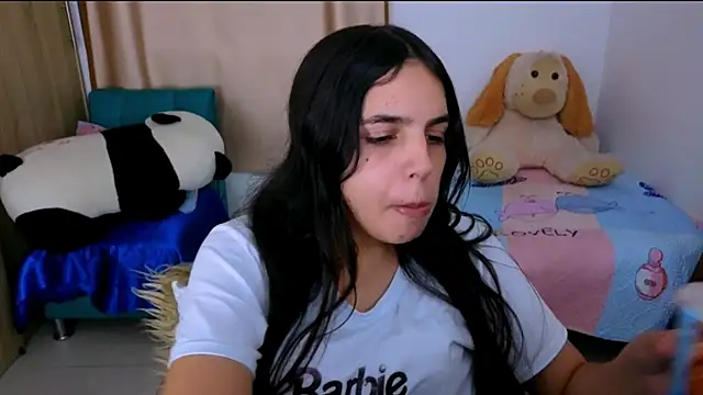  elenna online show from October 2025 08:00:02 PM