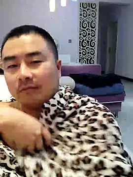 Snapshot of guozuo chatting on November 2025 03:28:02 PM guozuo online show from November 2025 03:28:02 PM