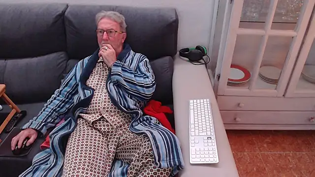 Nudelschwanz online show from February 2025 08:55:01 PM