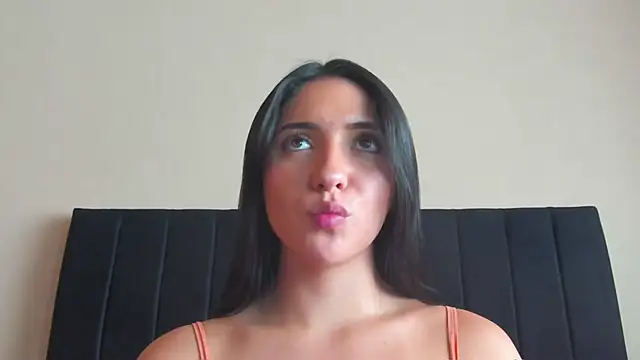 Isa And Natasha online show from December 2024 03:37:01 PM