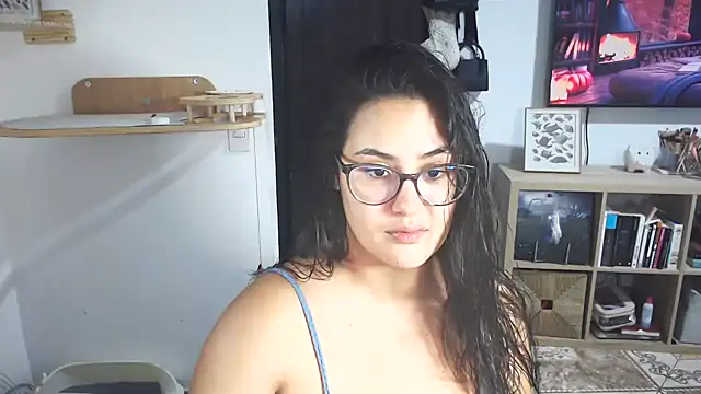 Snapshot of ZabathMiller chatting on October 2025 03:28:01 AM ZabathMiller online show from October 2025 03:28:01 AM