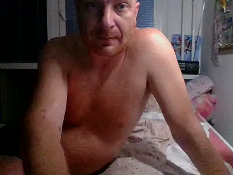 Snapshot of 82liska chatting on October 2025 01:44:01 AM 82liska online show from October 2025 01:44:01 AM