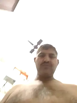Amandev7 online show from May 2026 03:58:02 AM