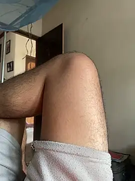 Snapshot of DreamerAsianGuy chatting on February 2025 09:11:01 AM DreamerAsianGuy online show from February 2025 09:11:01 AM