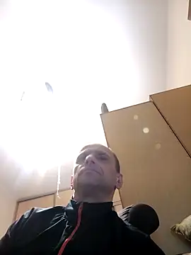 Roman0798 online show from February 2025 04:28:01 PM