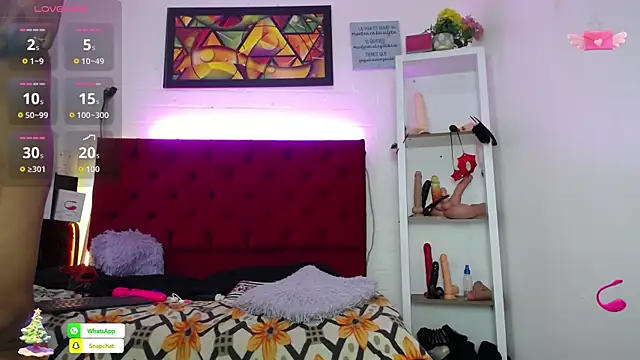 louise nails online show from December 2025 02:56:01 PM