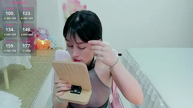 Vivian-6 online show from June 2026 05:02:02 AM