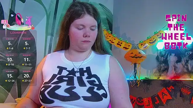 Snapshot of RubyValen chatting on October 2025 01:13:02 AM RubyValen online show from October 2025 01:13:02 AM