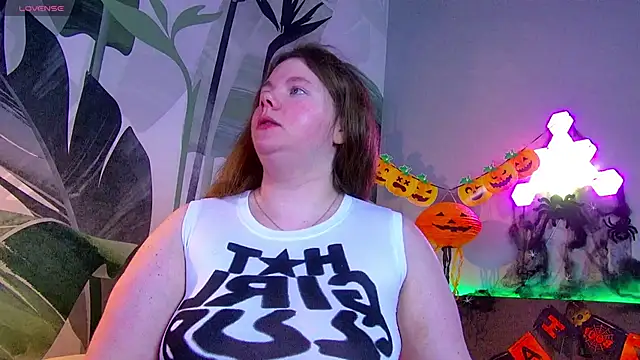 Snapshot of RubyValen chatting on October 2025 01:07:02 AM RubyValen online show from October 2025 01:07:02 AM