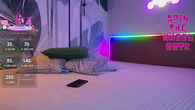 Snapshot of RubyValen chatting on November 2025 01:08:01 AM RubyValen online show from November 2025 01:08:01 AM