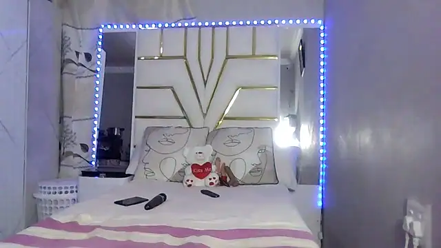 Snapshot of SexyyNana chatting on October 2025 07:48:02 PM SexyyNana online show from October 2025 07:48:02 PM