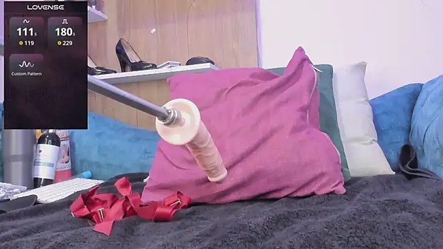 Snapshot of -camila-cooper-_ chatting on September 2025 01:15:01 PM -camila-cooper- online show from September 2025 01:15:01 PM