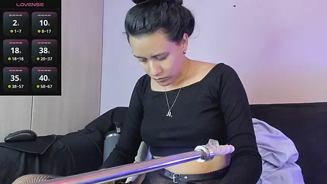 Snapshot of -camila-cooper-_ chatting on October 2025 08:09:02 PM -camila-cooper- online show from October 2025 08:09:02 PM