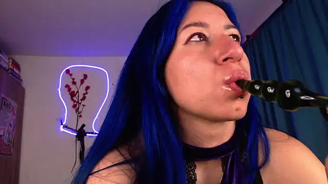 Snapshot of pussytight_pervert chatting on January 2025 03:05:02 AM pussytight pervert online show from January 2025 03:05:02 AM