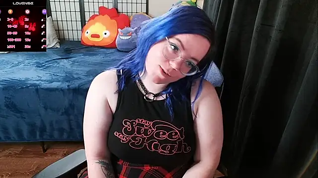 KiraSpitQueen online show from January 2025 05:37:01 AM