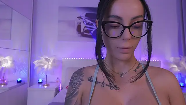 Mazeekiin30X online show from November 2025 03:57:01 PM