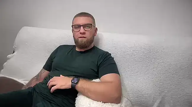 Bear bear  online show from December 2024 08:37:02 PM