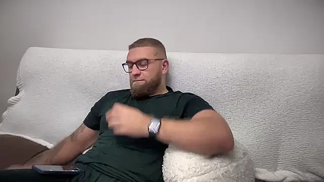 Bear bear  online show from December 2024 11:38:02 PM