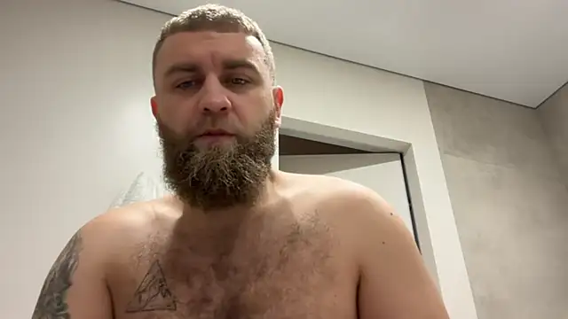 Snapshot of Bear_bear_ chatting on November 2025 09:09:01 AM Bear bear online show from November 2025 09:09:01 AM