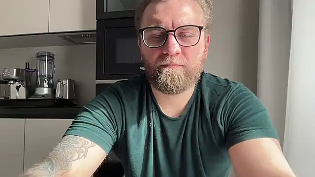 Bear bear  online show from April 2026 07:53:02 AM