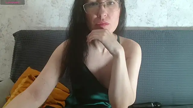 Snapshot of Frederica_ chatting on May 2026 09:25:01 AM Frederica online show from May 2026 09:25:01 AM